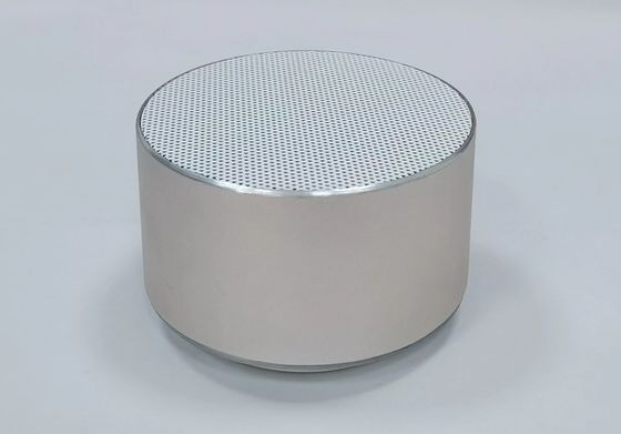 Profesjonalny bezprzewodowy przenośny głośnik Bluetooth DC5V 1A z radiem FM