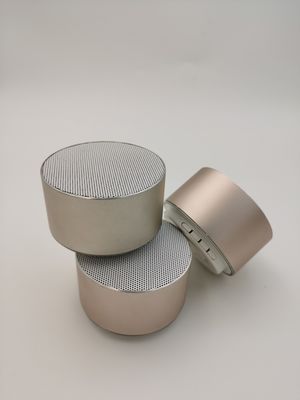 Profesjonalny bezprzewodowy przenośny głośnik Bluetooth DC5V 1A z radiem FM