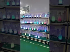 Ultradźwiękowy dyfuzor olejów eterycznych z regulowanymi trybami mgły i funkcją bezpieczeństwa automatycznego wyłączenia